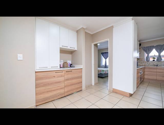 2 BEDROOM APARTMENT FOR SALE IN MONTANA